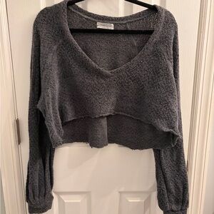 Urban Outfitters Gray V-Neck Cropped Sweater